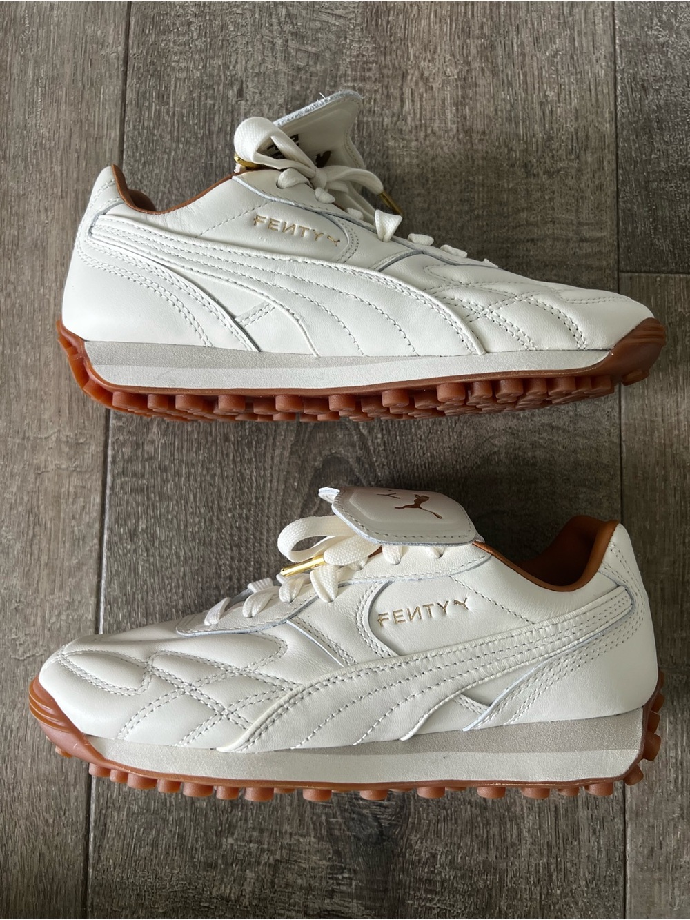 PUMA Women’s Fenty x Avanti Lace Up Leather White Sneakers Rihanna Sz 5.5 NWOT - Picture 2 of 8